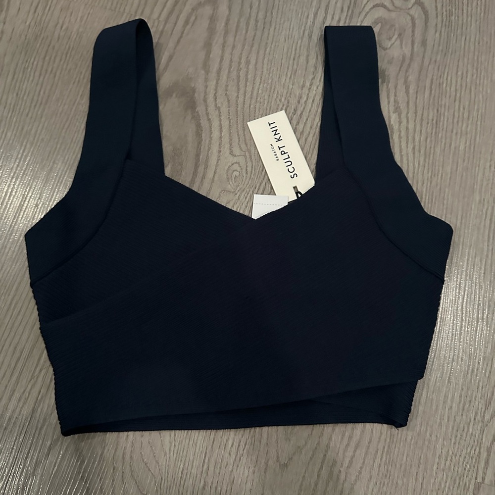 Aritzia Babaton Sculpt Knit Greek Tank